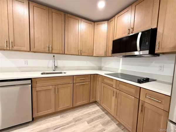 $2,695 | 728 Highway 6, Unit B, Mahopac, NY 10541