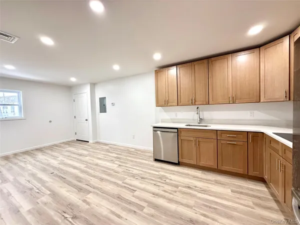 $2,695 | 728 Highway 6, Unit B, Mahopac, NY 10541