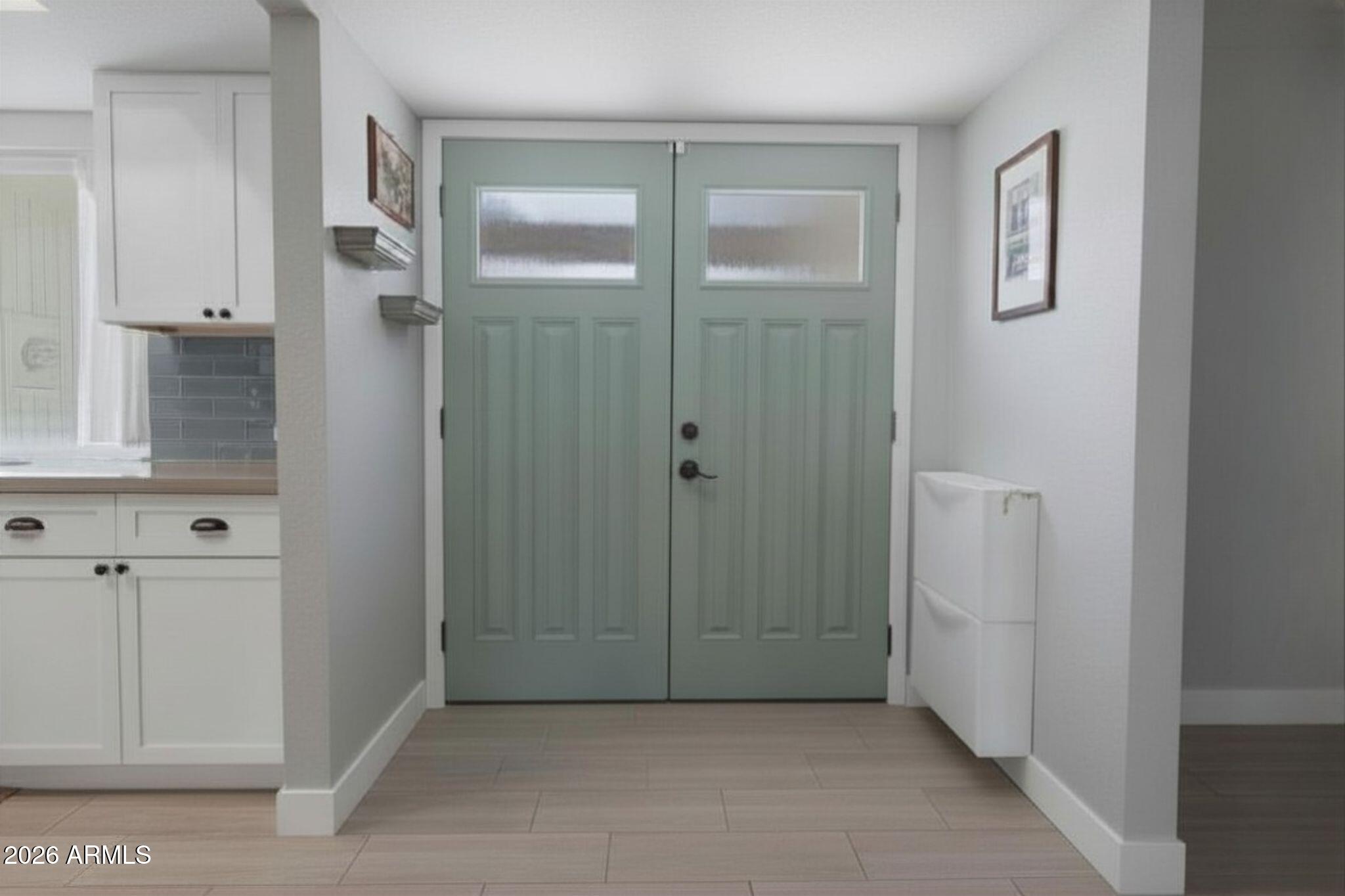 2926 West Lamar Road Phoenix, AZ 85017 - Photo 3 of 21 Entryway