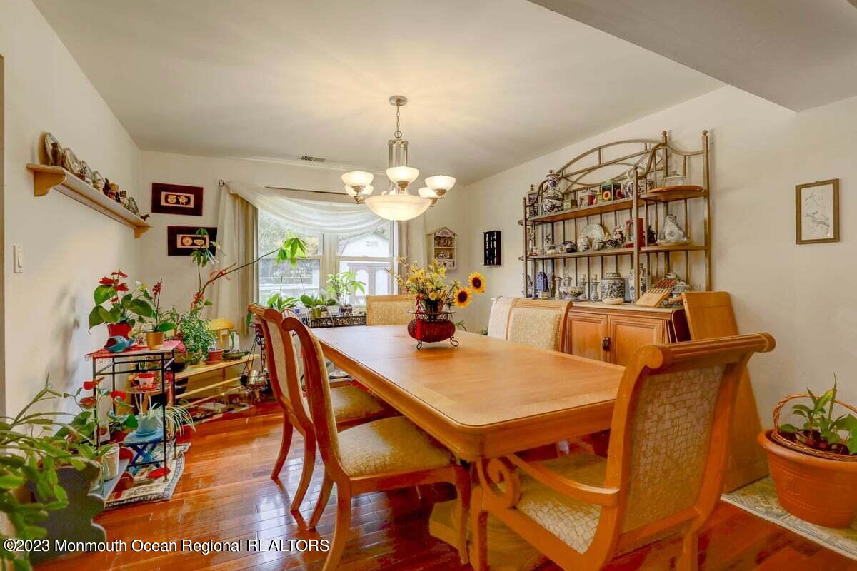 19 South Rhoda Street Monroe Township, NJ 08831 - Photo 11 of 26 Dining Room
