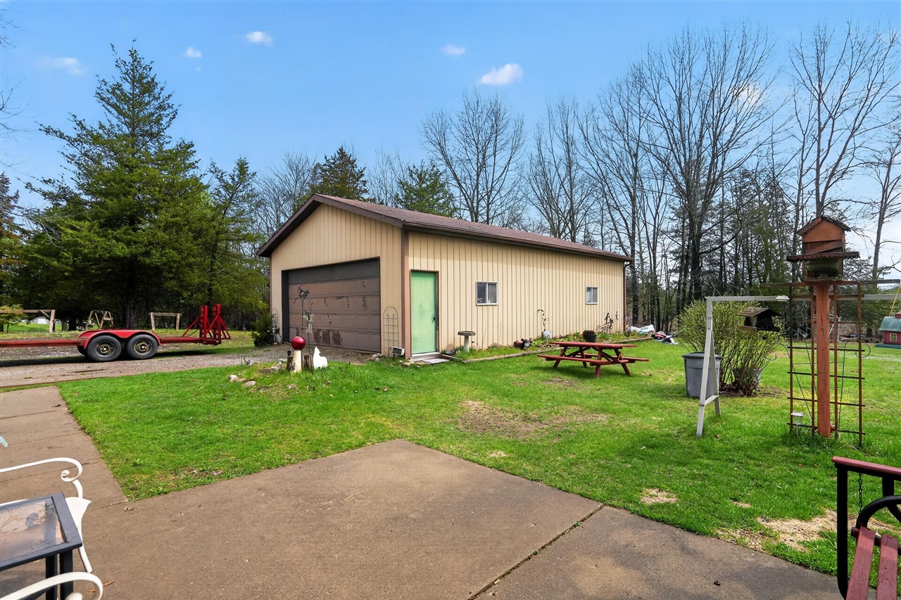 11583 Patch Road Clarklake, MI 49234 - Photo 10 of 37