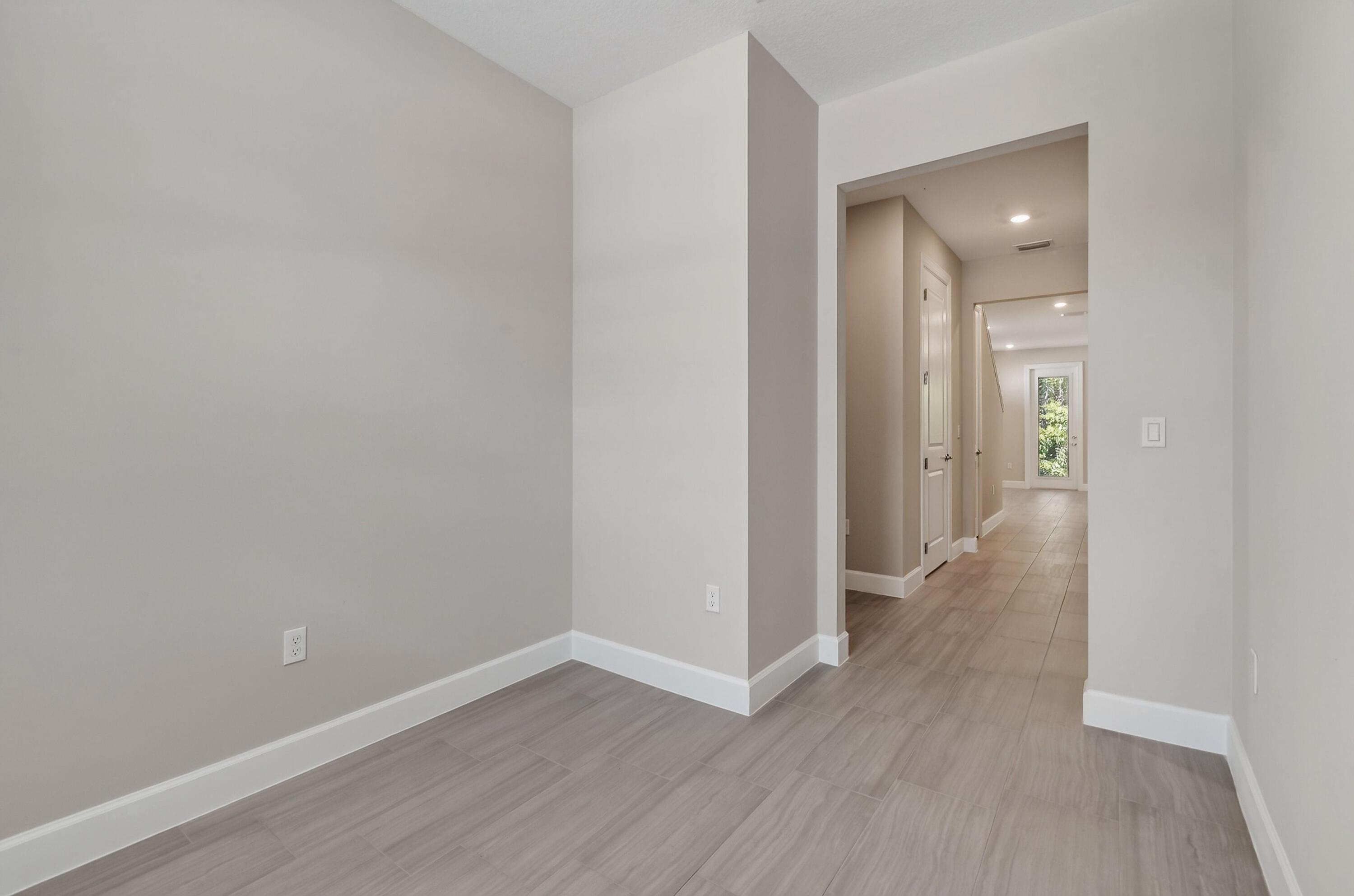 293 Southwest Sally Way Stuart, FL 34997 - Photo 23 of 61 293SWSallyWay(21)