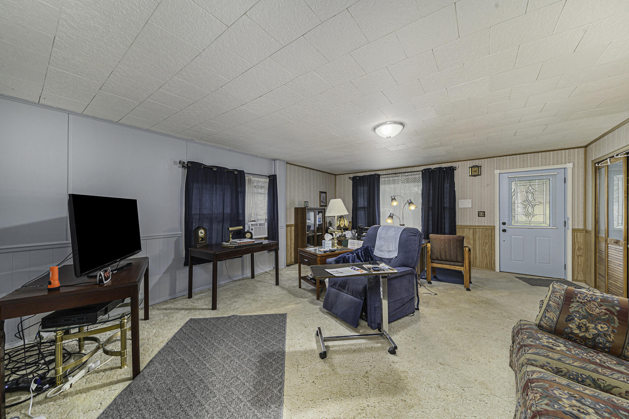 1016 South Constantine Street Three Rivers, MI 49093 - Photo 4 of 20 Converted_3