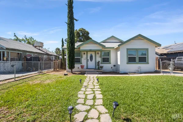$295,000 | Undisclosed Address, Bakersfield, CA 93308