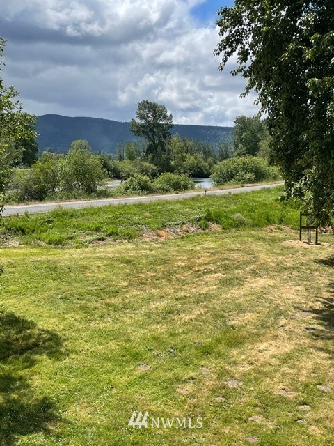 308 East Little Island Road Cathlamet, WA 98612 - Photo 33 of 36 Gallery Image 33