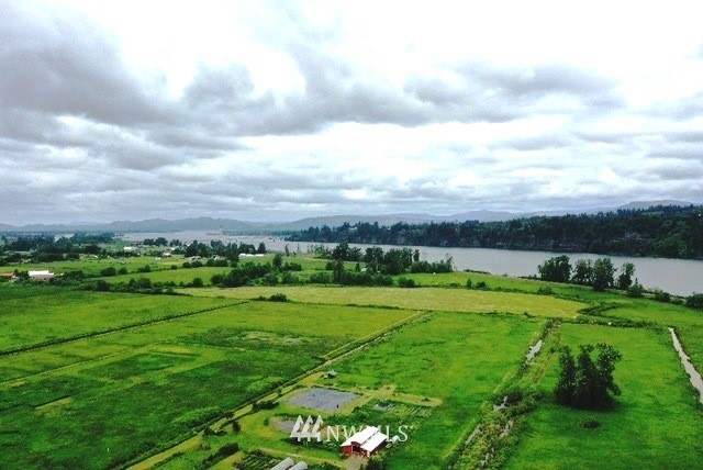 308 East Little Island Road Cathlamet, WA 98612 - Photo 9 of 36 Gallery Image 9