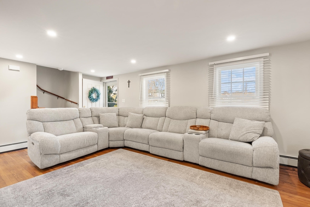 915 Almy Road Somerset, MA 02726 - Photo 8 of 39