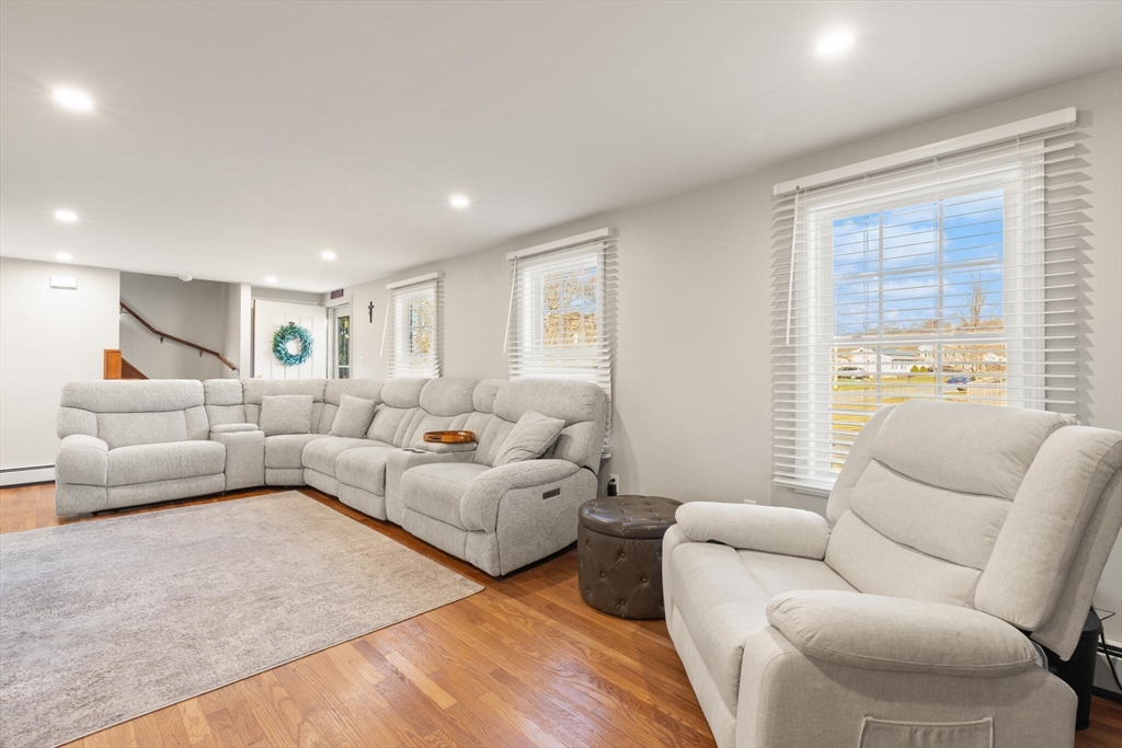 915 Almy Road Somerset, MA 02726 - Photo 9 of 39