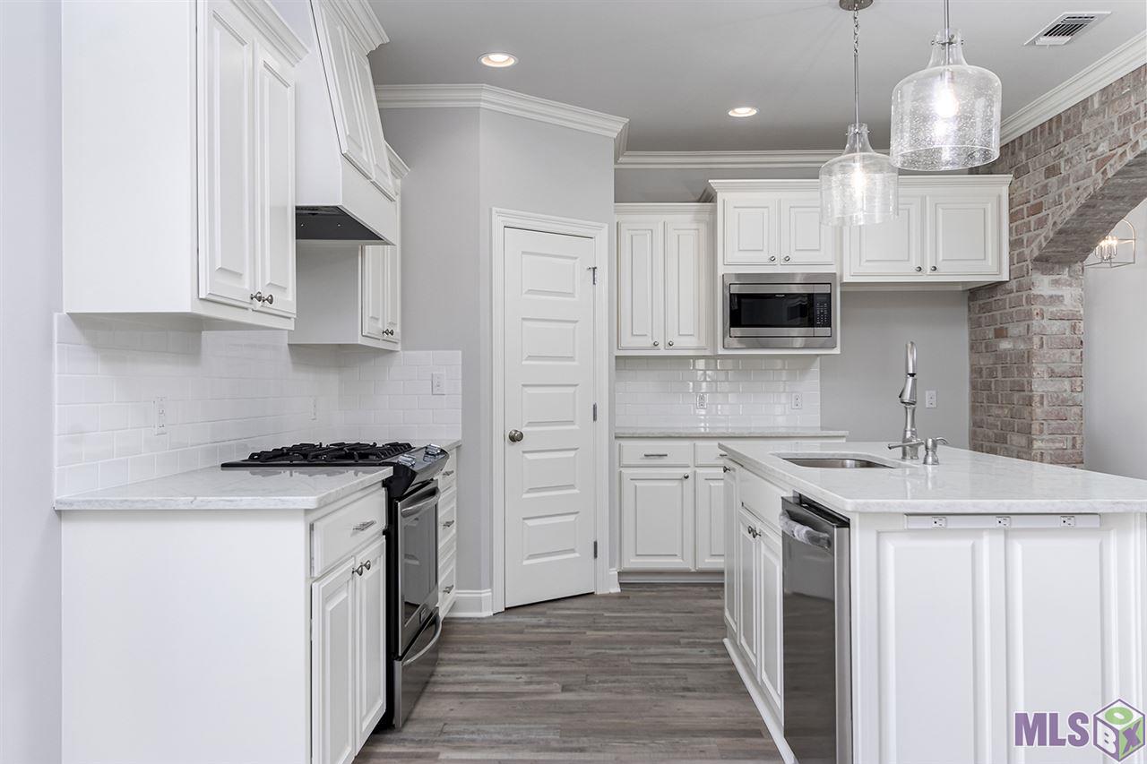 18021 Diaz Road Prairieville, LA 70769 - Photo 6 of 25 Gallery Image 6