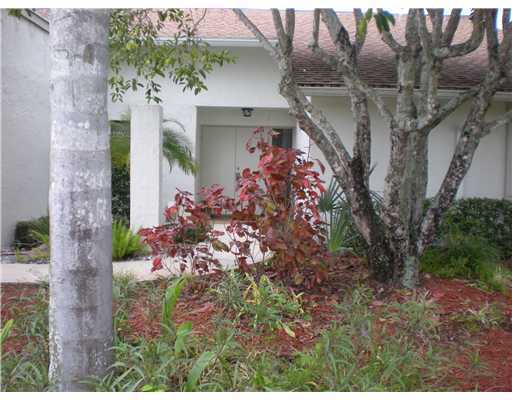 7666 Cypress Crescent Boca Raton, FL 33433 - Photo 3 of 16 Additional Photo