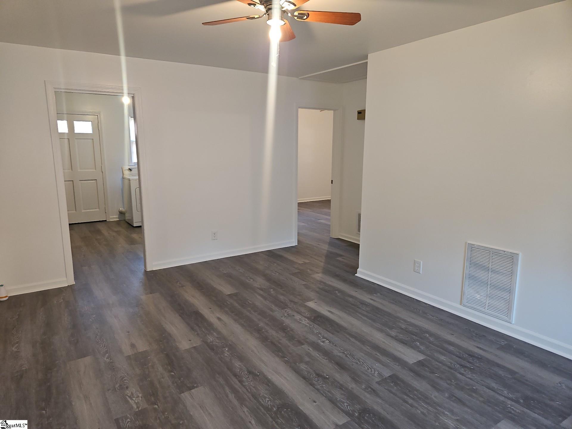 62 Circle Drive Greenville, SC 29617 - Photo 2 of 7