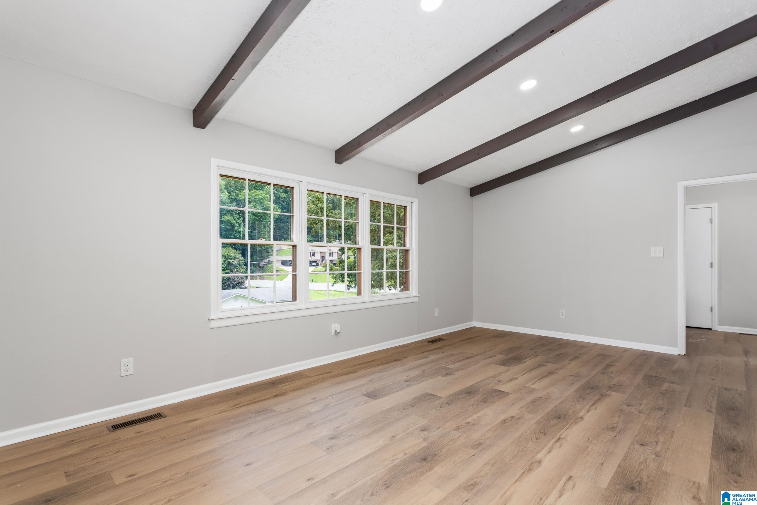 5104 N Road Anniston, AL 36206 - Photo 5 of 37