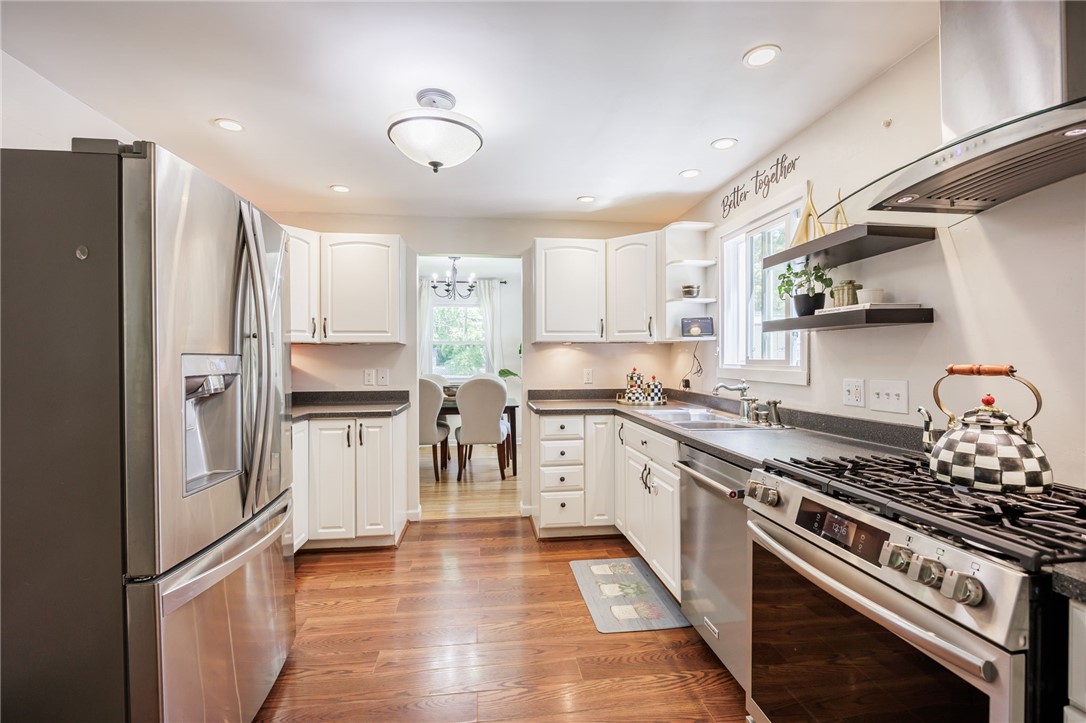315 Eaton Road Irondequoit, NY 14617 - Photo 13 of 45