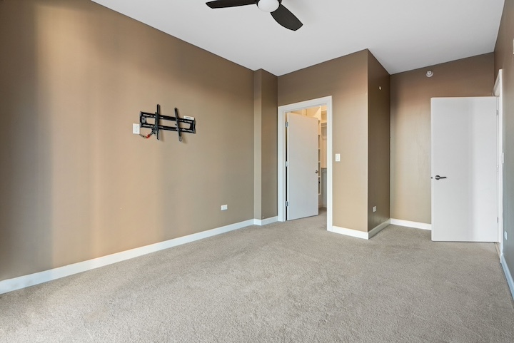 451 West Huron Street, Unit 604 Chicago, IL 60654 - Photo 15 of 20