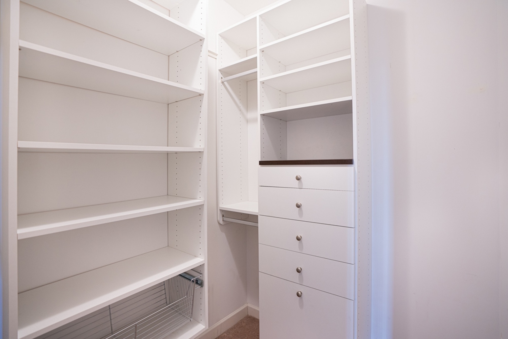 451 West Huron Street, Unit 604 Chicago, IL 60654 - Photo 17 of 20