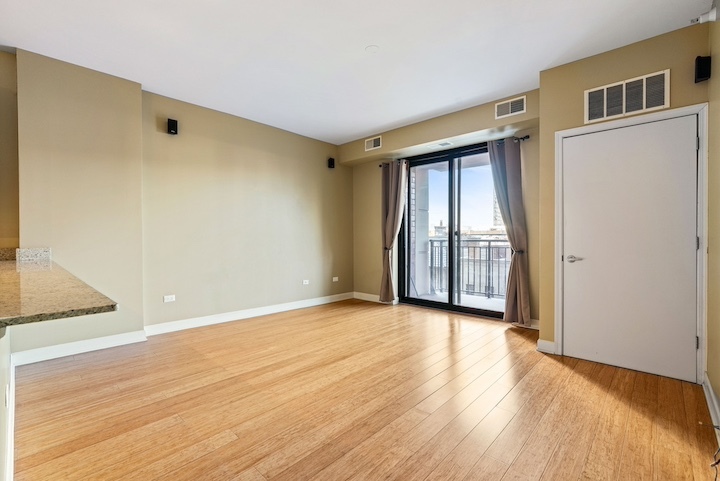 451 West Huron Street, Unit 604 Chicago, IL 60654 - Photo 7 of 20