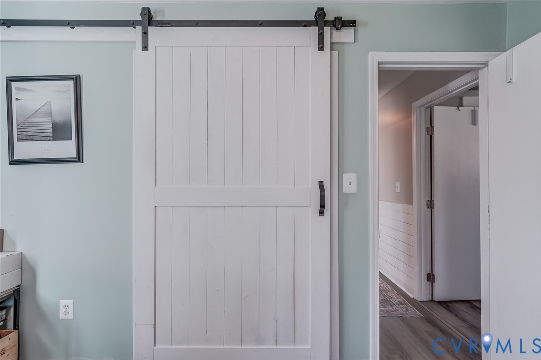 20903 Matoaca Road Petersburg, VA 23803 - Photo 22 of 42 a view of a small space