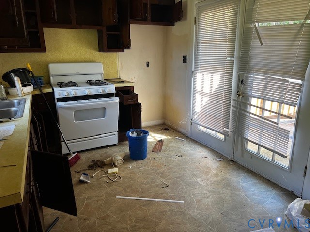 565 Town Bridge Road Saluda, VA 23149 - Photo 12 of 14 Gallery Image 12