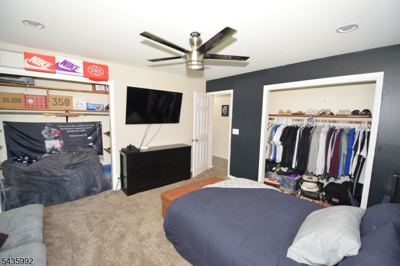 567 Foothill Road Bridgewater, NJ 08807 - Photo 23 of 37