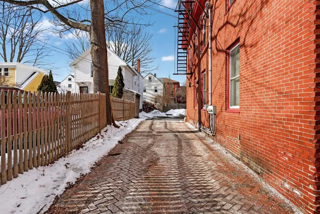 $349,000 | 7 Walker Street, Unit 3, Portland, ME 04102