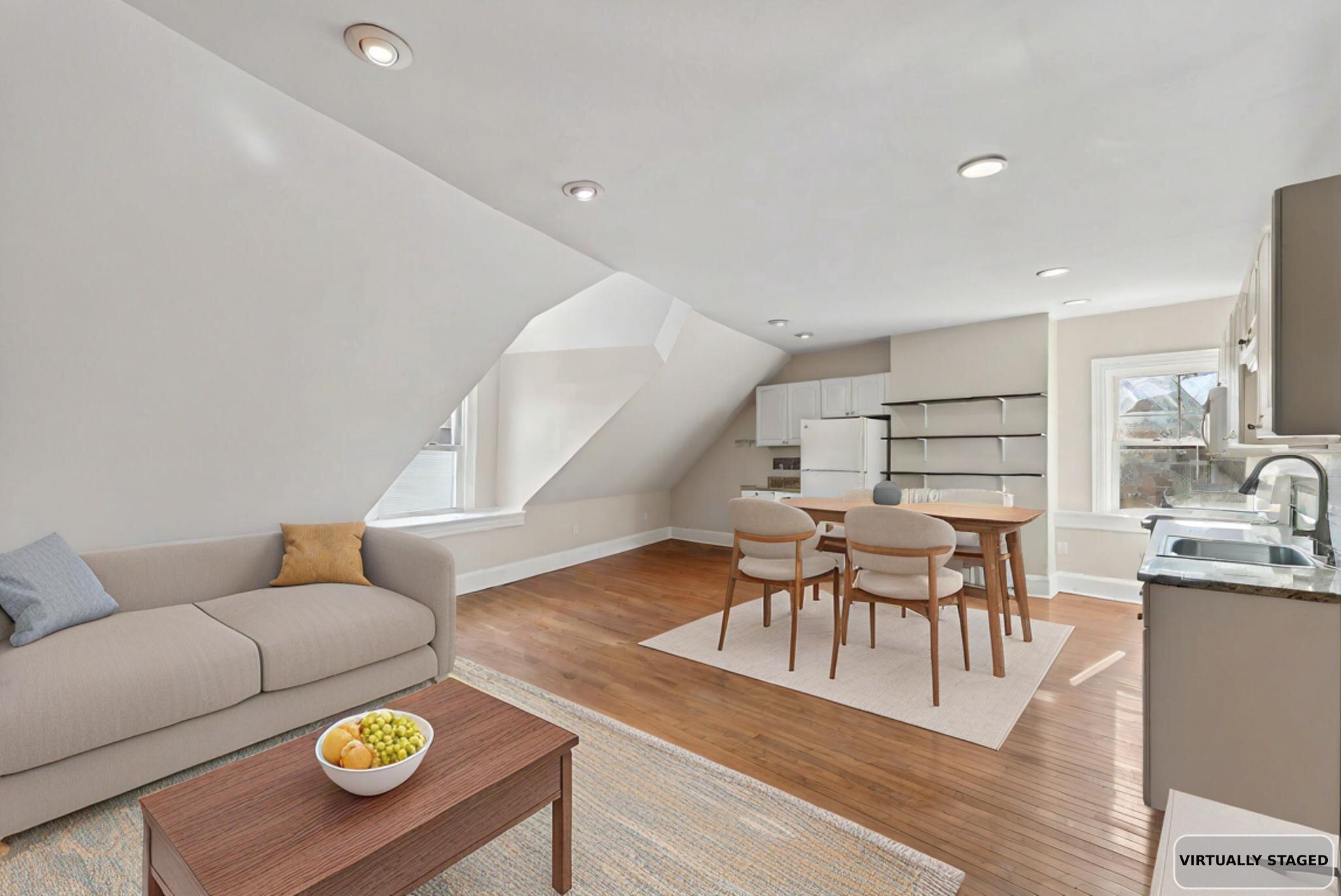 7 Walker Street, Unit 3 Portland, ME 04102 - Photo 7 of 30 170db28e-3b6c-456f-a8bb-0227fe5aaa57