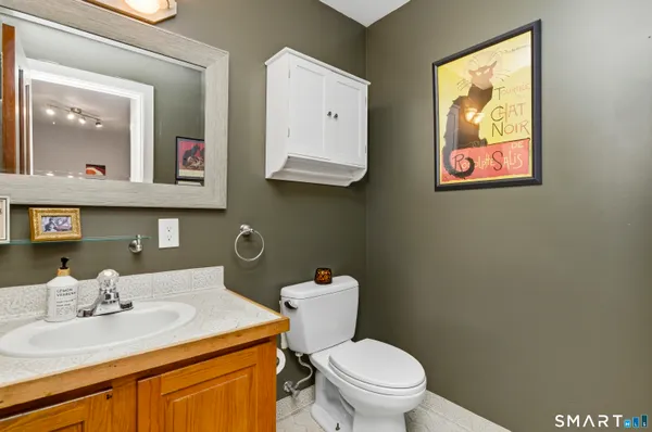 $2,100 | 1 Linden Place, Unit 513, Hartford, CT 06106