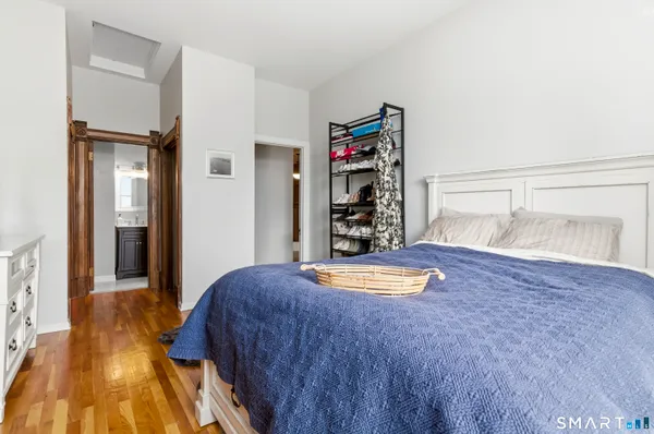 $2,100 | 1 Linden Place, Unit 513, Hartford, CT 06106