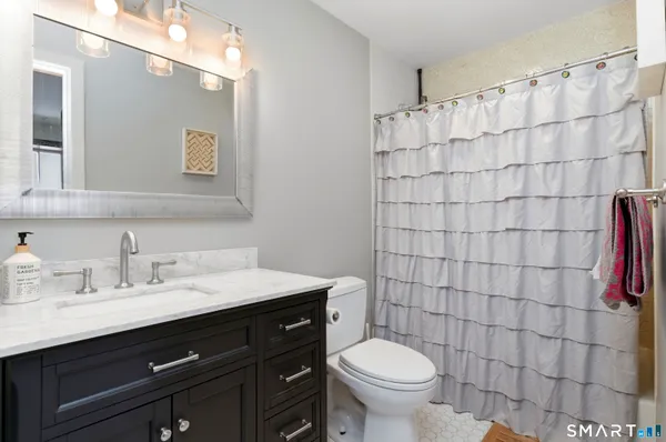 $2,100 | 1 Linden Place, Unit 513, Hartford, CT 06106
