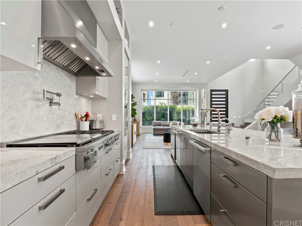 5918 Firefly Place Playa Vista, CA 90094 - Photo 17 of 73