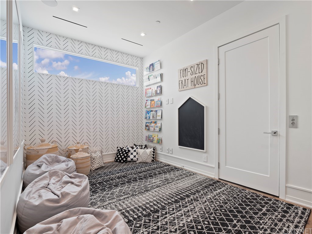 5918 Firefly Place Playa Vista, CA 90094 - Photo 35 of 73