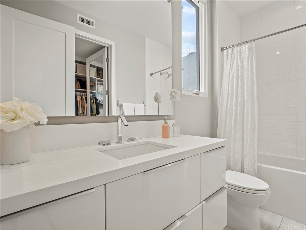 5918 Firefly Place Playa Vista, CA 90094 - Photo 39 of 73