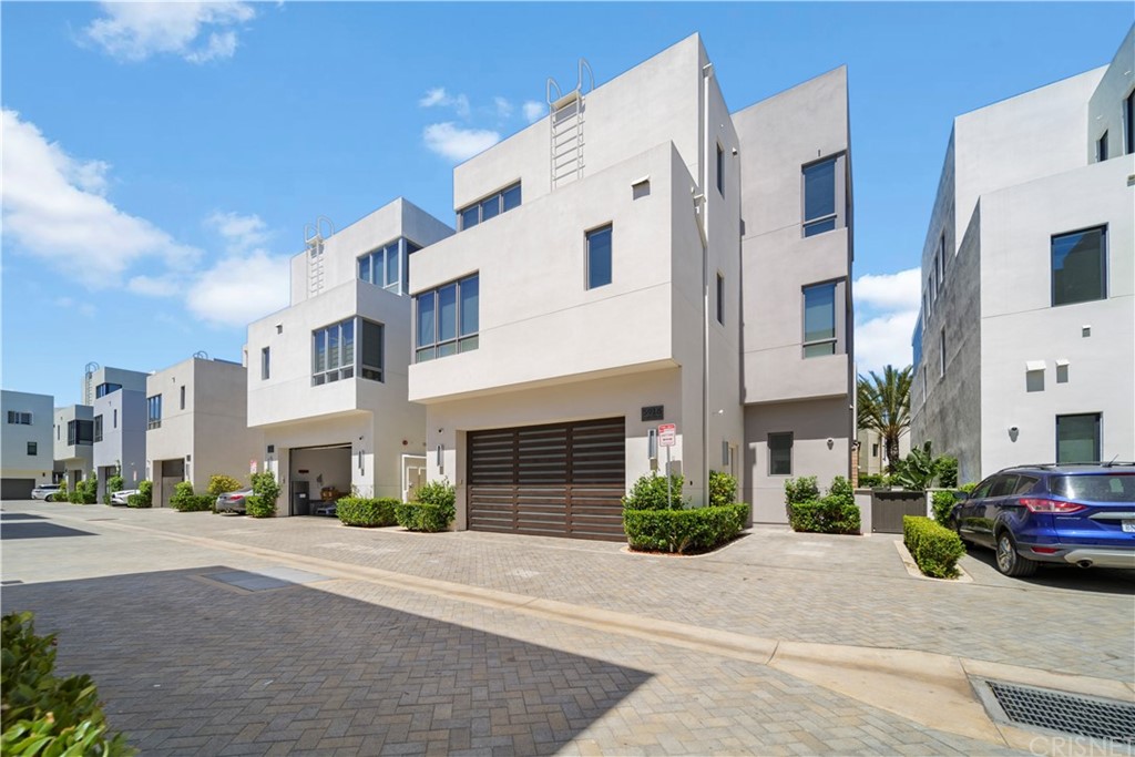 5918 Firefly Place Playa Vista, CA 90094 - Photo 67 of 73