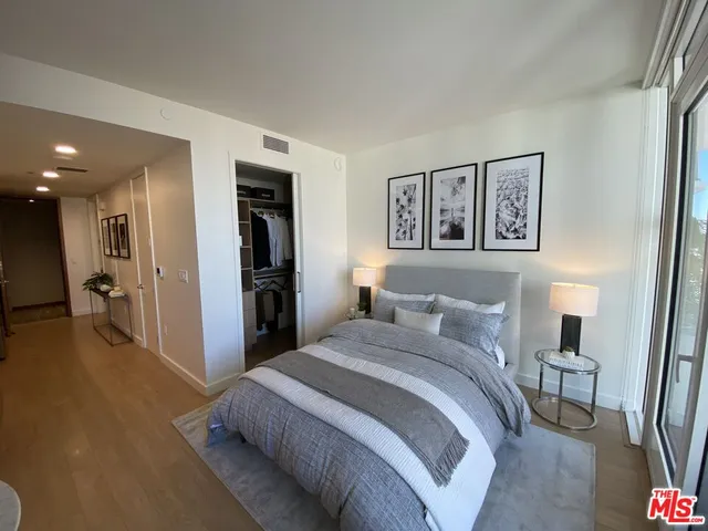 $3,865 | 11750 Wilshire Boulevard, Unit 2308, Los Angeles, CA 90025