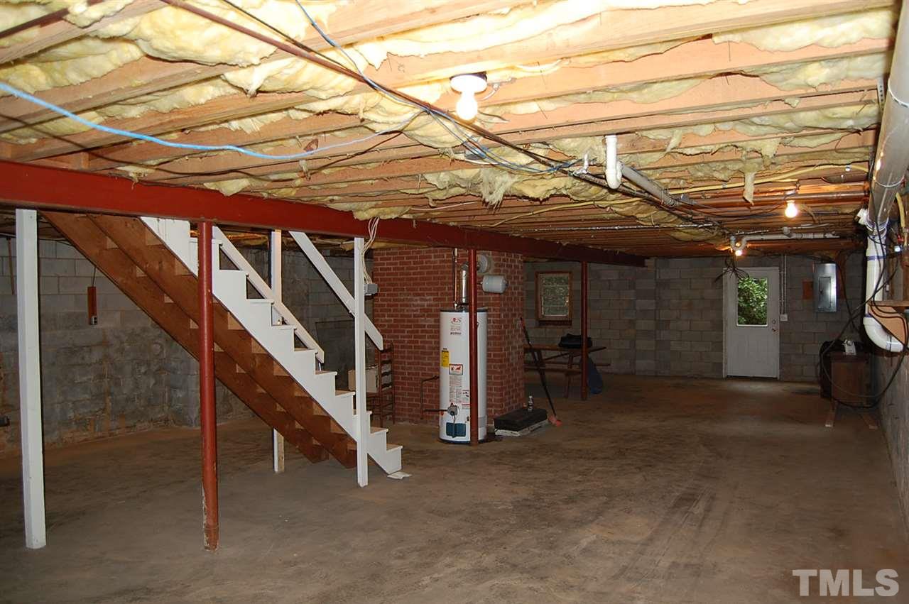 3214 Cyanne Circle Raleigh, NC 27606 - Photo 19 of 21 a view of a big room with staircase