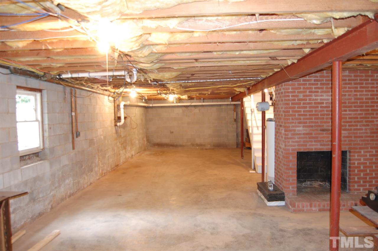 3214 Cyanne Circle Raleigh, NC 27606 - Photo 20 of 21 a view of a livingroom with wooden floor