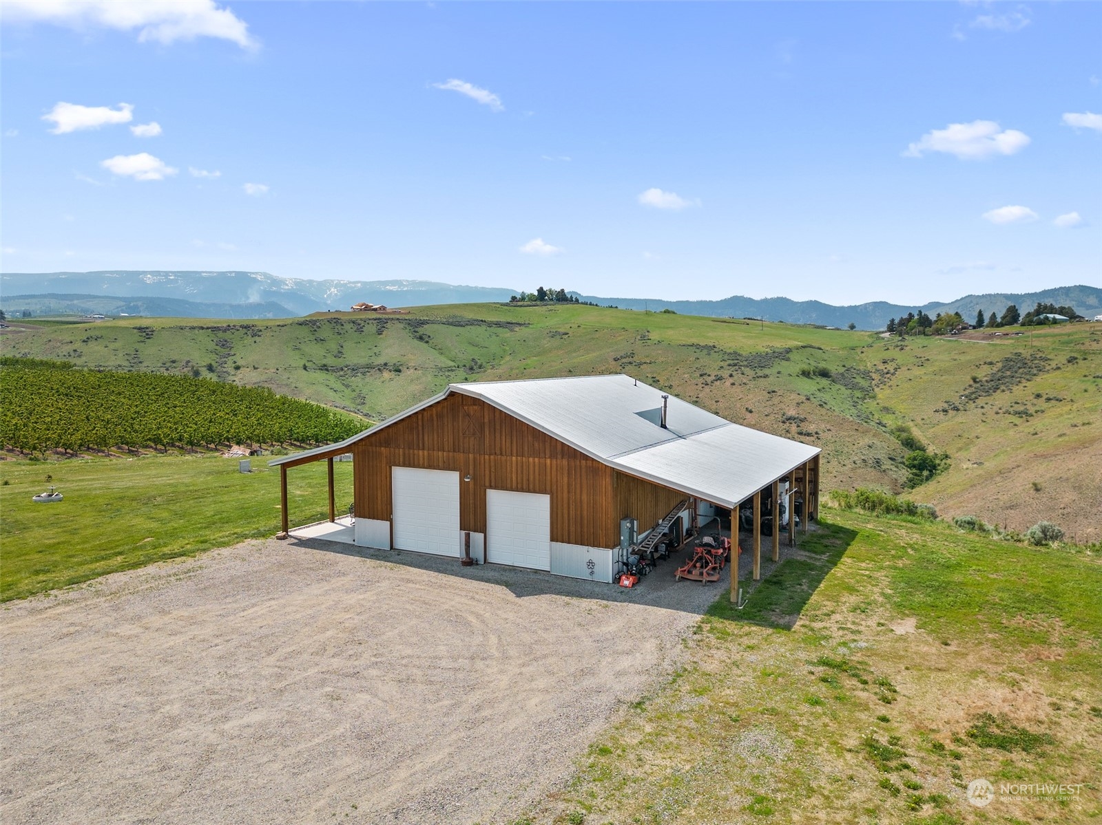 3200 Gudmundson Road Wenatchee, WA 98801 - Photo 1 of 40 Gallery Image 1