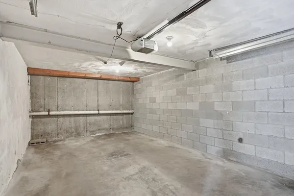 $420,000 | 22 North Central Street, Unit 5, Peabody, MA 01960