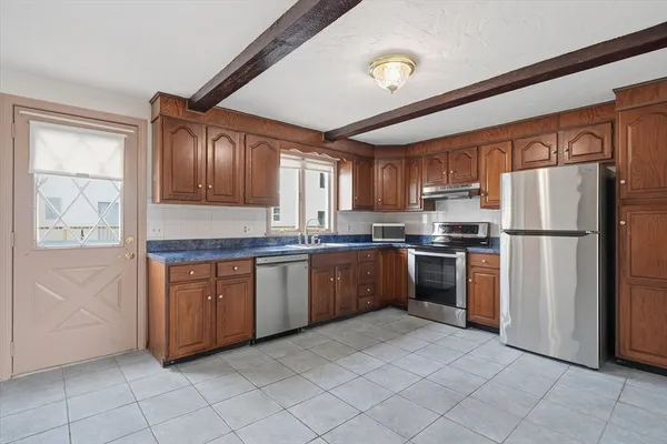 $420,000 | 22 North Central Street, Unit 5, Peabody, MA 01960