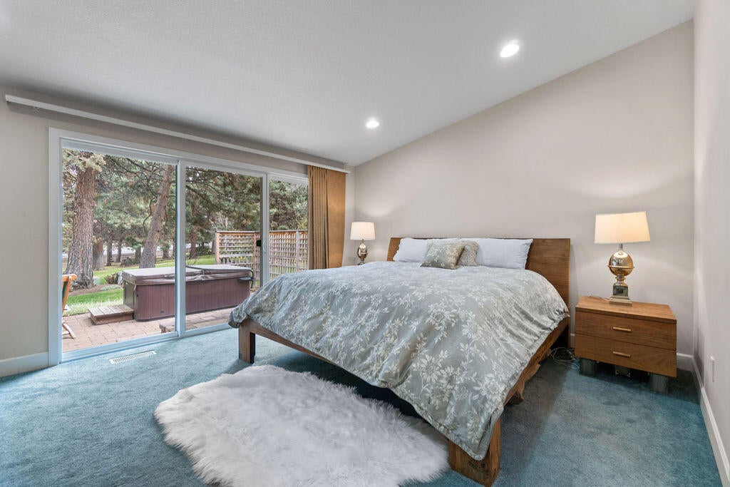 20476 Mainline Road Bend, OR 97702 - Photo 22 of 50 DSC01095
