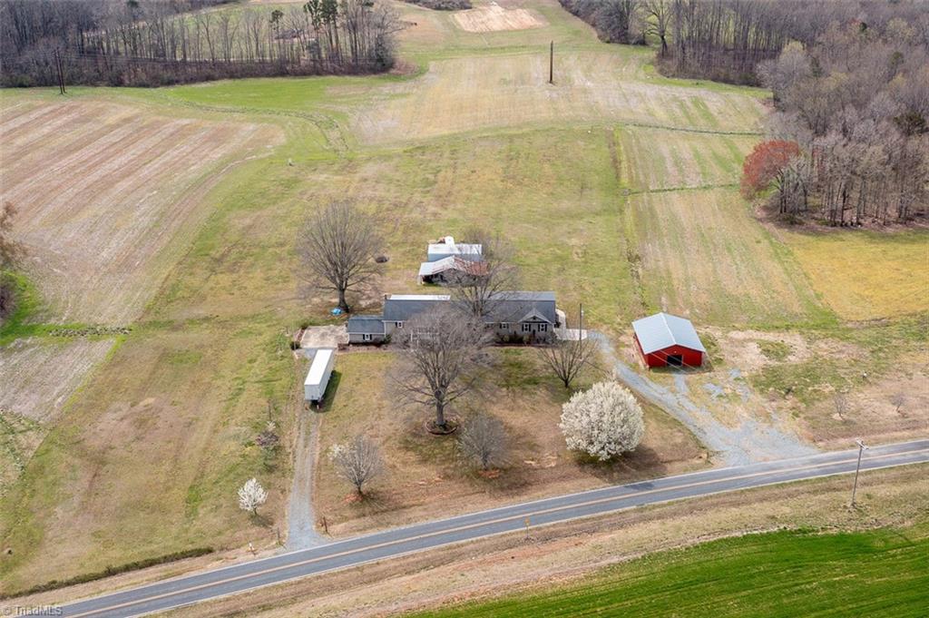 6668 Roby Coe Road Ramseur, NC 27316 - Photo 5 of 50 Gallery Image 5