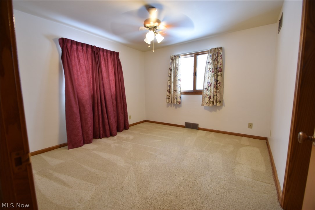 816 Ewing Road Youngstown, OH 44512 - Photo 12 of 13 Gallery Image 12