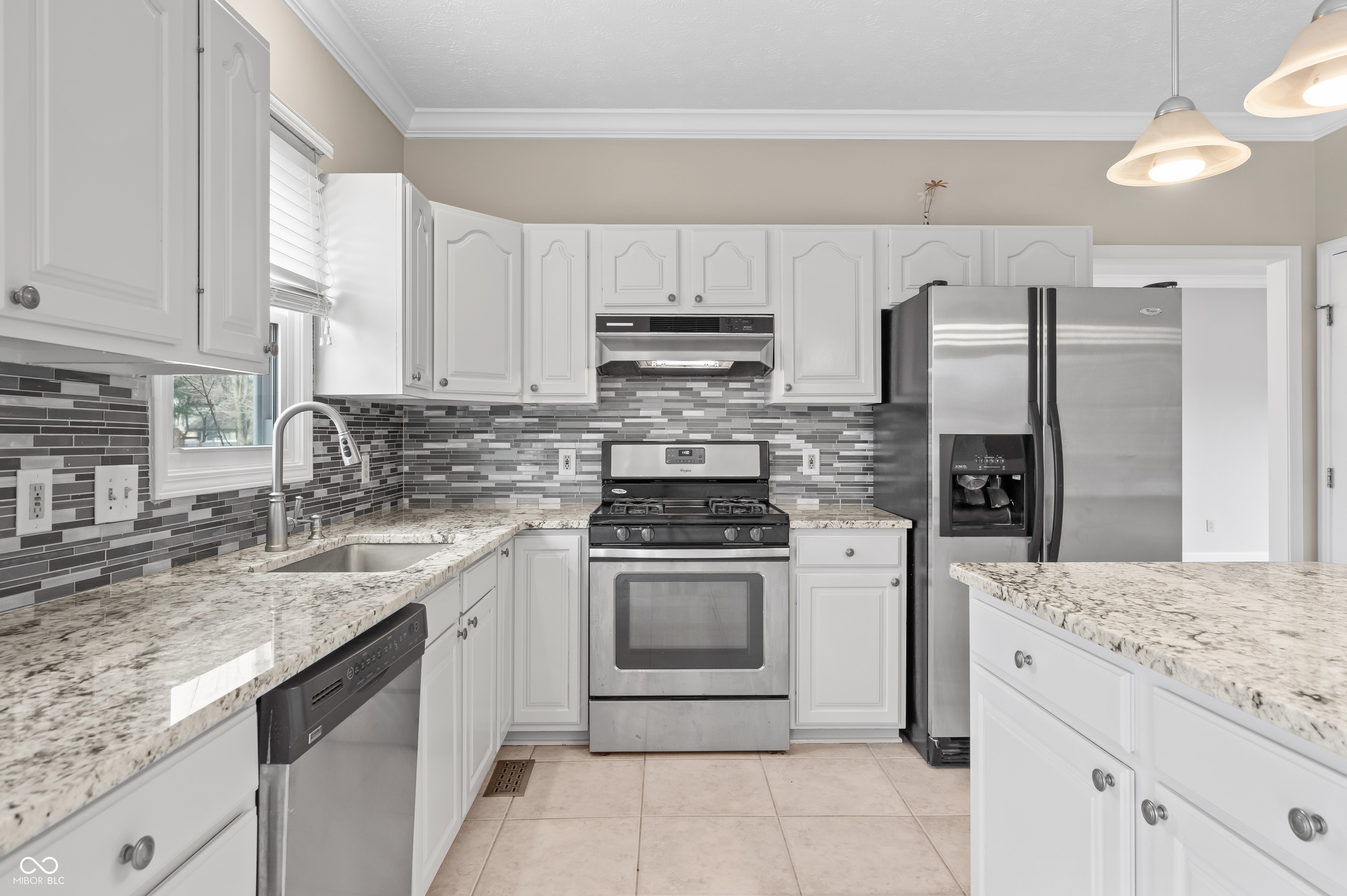 1063 Lapwing Drive Columbus, IN 47203 - Photo 38 of 73