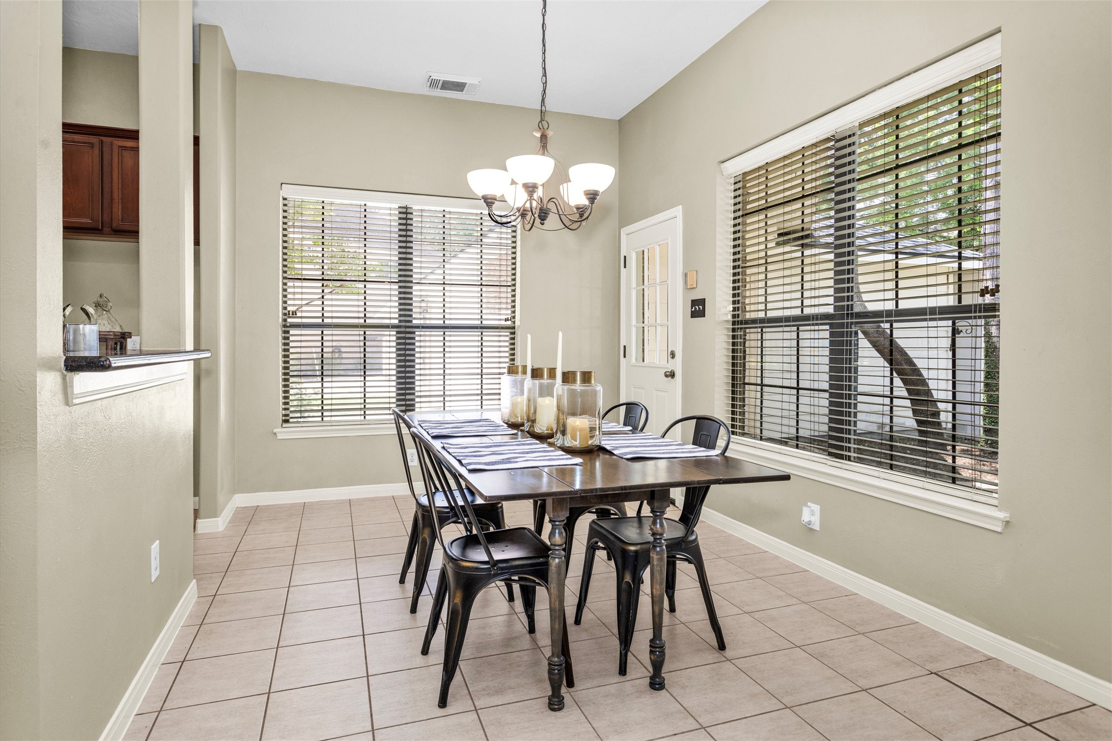 14134 Pollux Court Tomball, TX 77375 - Photo 22 of 50 Breakfast area