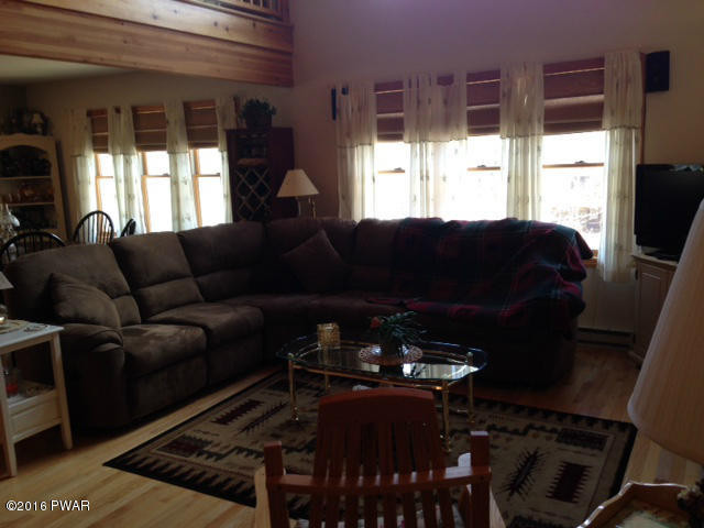 1043 Boat House Road Lake Ariel, PA 18436 - Photo 28 of 52