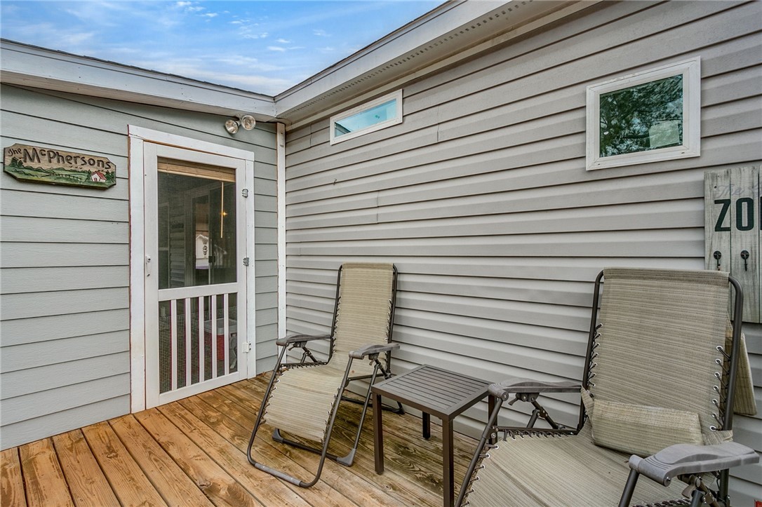 441 Oak Shores Road Anderson, SC 29625 - Photo 28 of 36 Rear Deck