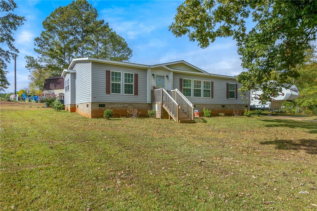 441 Oak Shores Road Anderson, SC 29625 - Photo 4 of 36 Front view
441 Oak Shores Drive
Anderson SC 2962