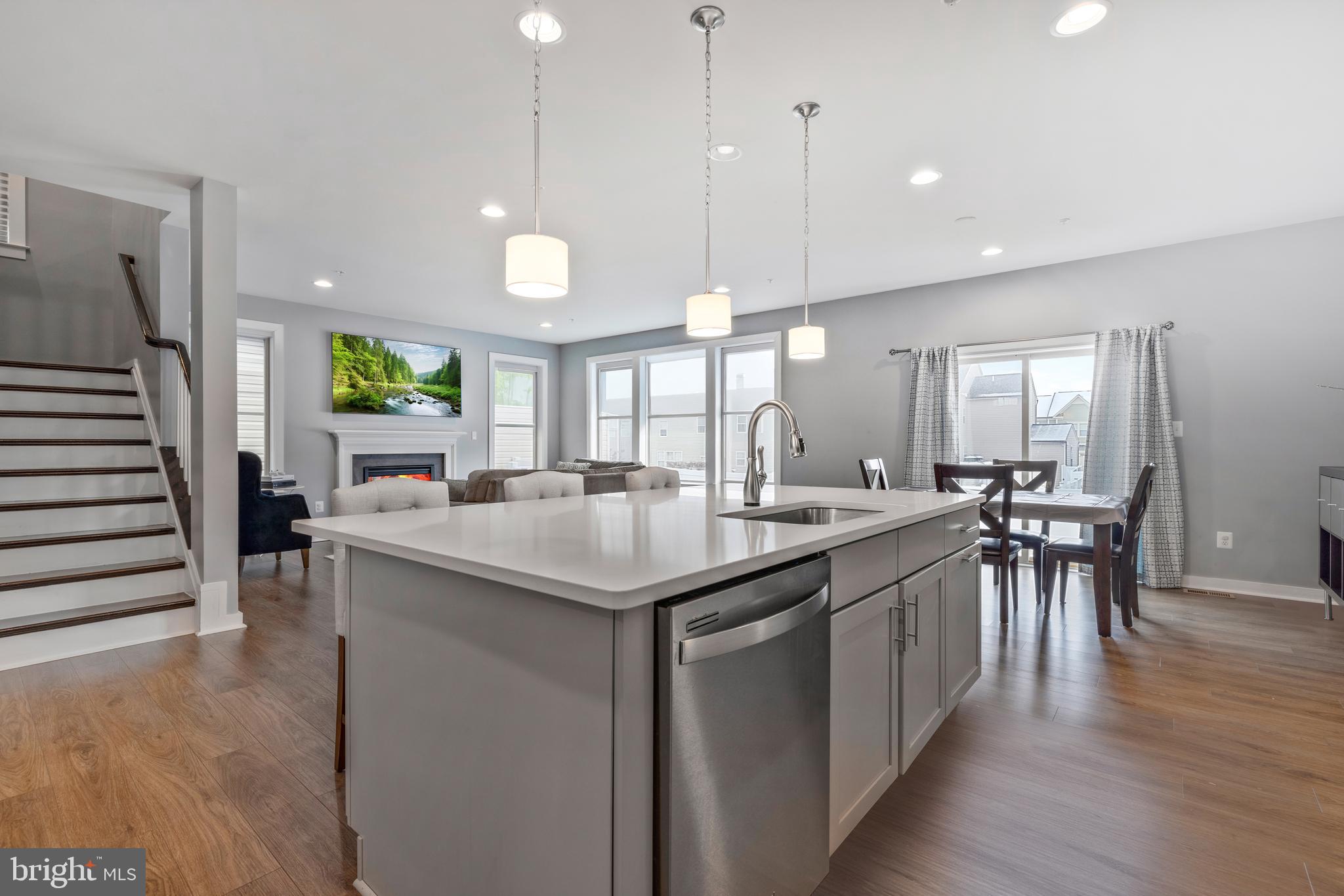 1432 Ricketts Road Frederick, MD 21702 - Photo 5 of 38