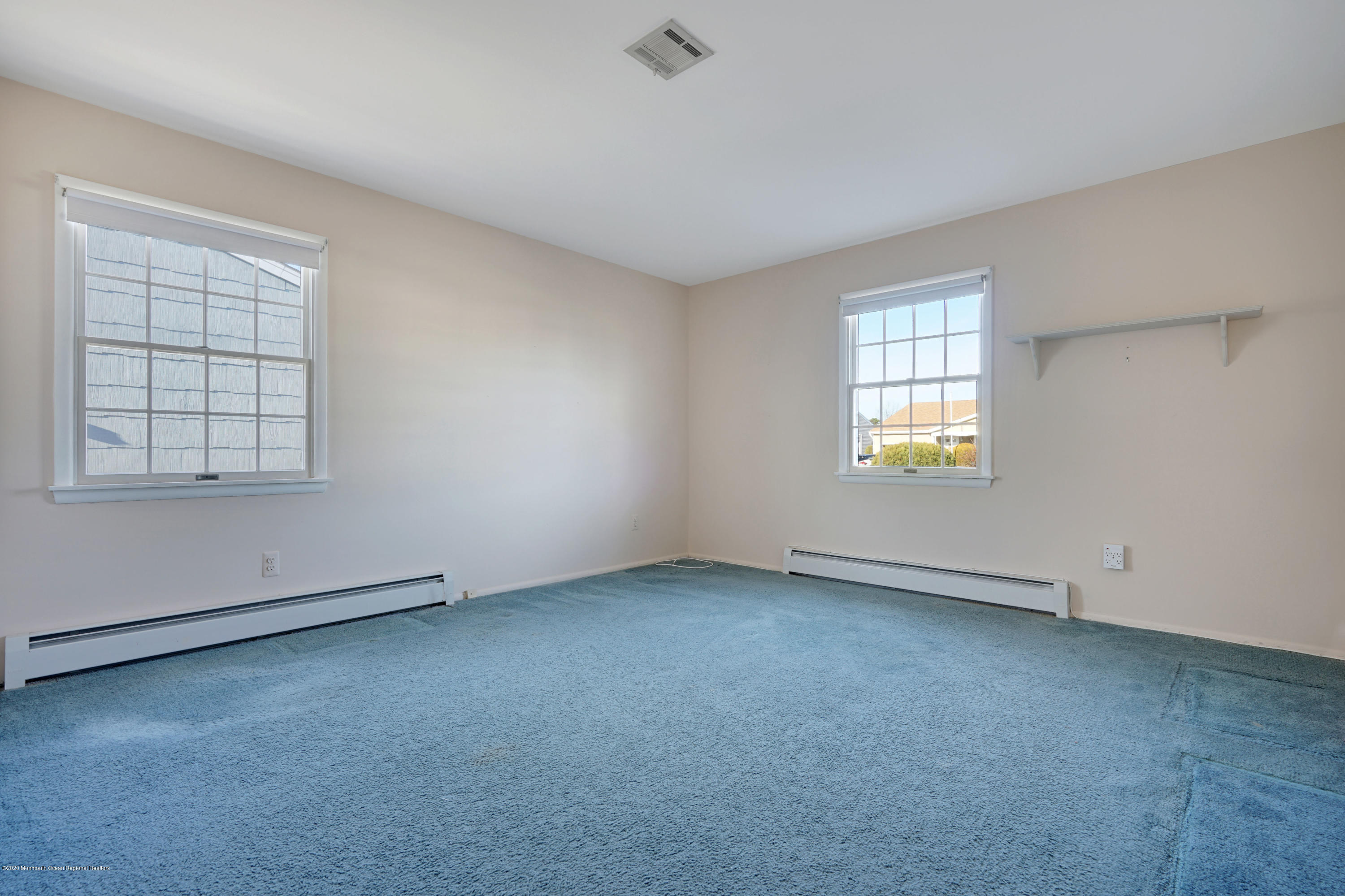 18 Mapleton Road Toms River, NJ 08757 - Photo 12 of 18 an empty room with a window