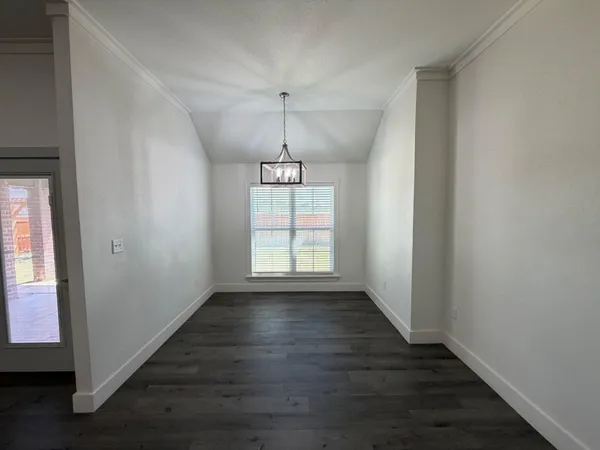 $2,500 | 405 Ranger Street, Wolfforth, TX 79382