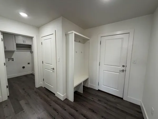 $2,500 | 405 Ranger Street, Wolfforth, TX 79382